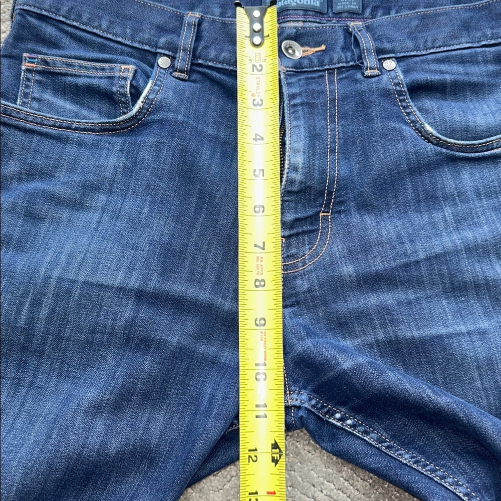 Patagonia Worn Wear Straight Fit Men's Jeans Dark Wash Size 32 X 30 - Picture 10 of 12